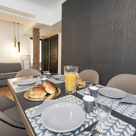 Apartment Odeon Saint Germain Paris